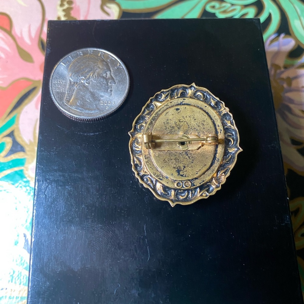 Vintage Cameo brooch - Picture 7 of 7